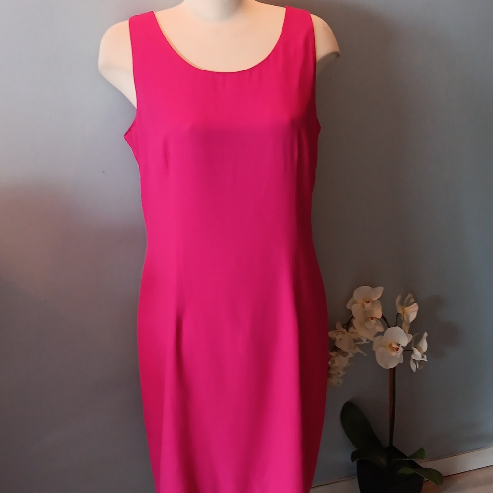 Vintage pink sleeveless sheath dress